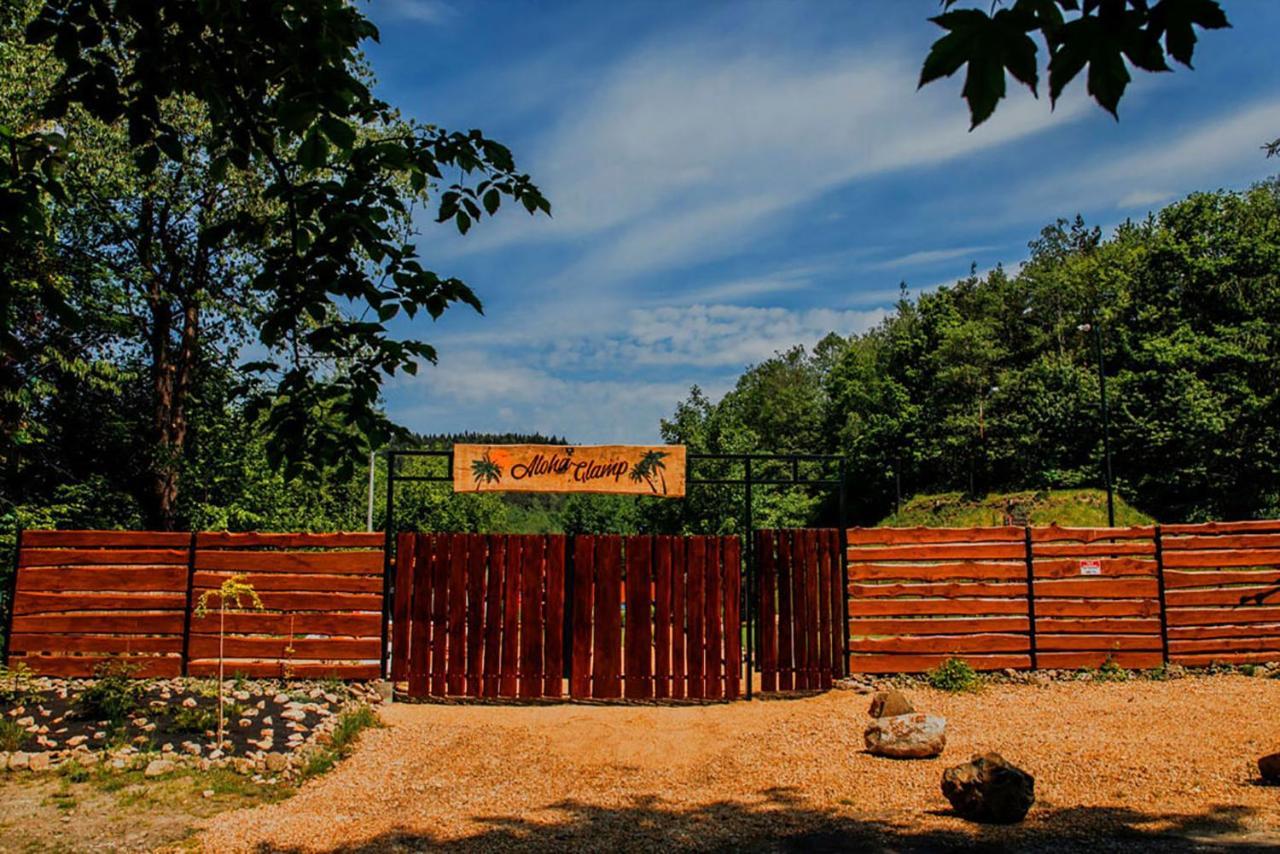 Aloha Glamp - Okragle Domki Przy Rzece - Balia I Sauna - Energylandia Zagornik Exterior photo