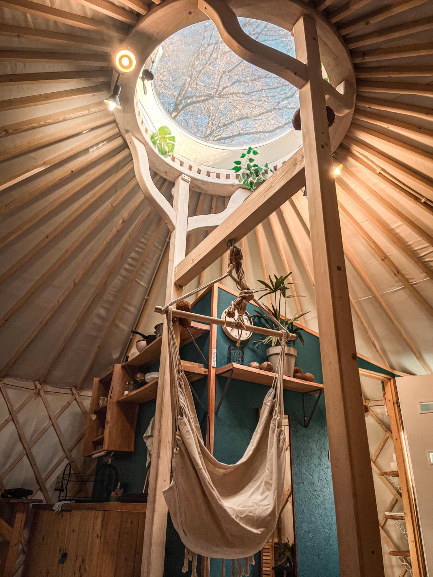 Aloha Glamp - Okragle Domki Przy Rzece - Balia I Sauna - Energylandia Zagornik Exterior photo
